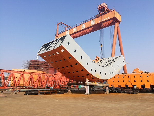造船龍門吊6.jpg