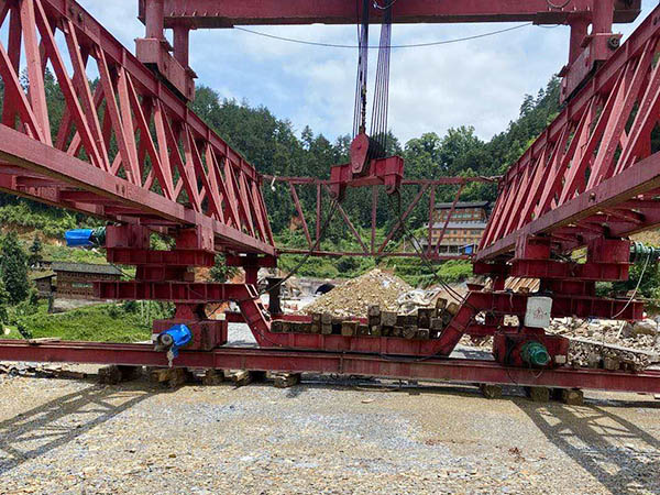 云南大理架橋機廠家二手架橋機30米120噸