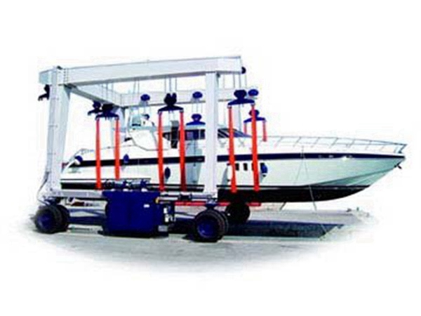 天津游艇搬運機(jī)廠家游艇搬運機(jī)適配多種艇型